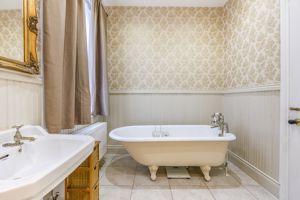 Photo 19- click for photo gallery